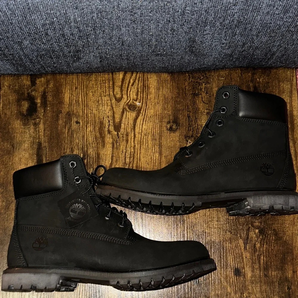 Timberland Premium 6-Inch Waterproof Boots - Black Nubuck - Mens 11